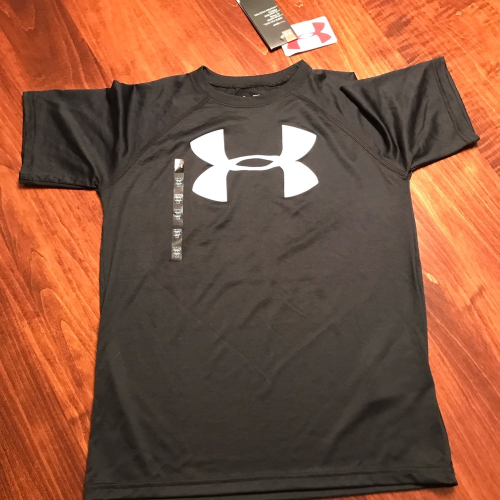 NWT Under Armour T Shirt